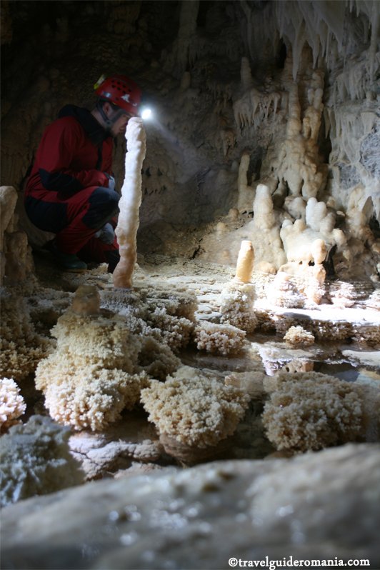 Sura Mare Cave