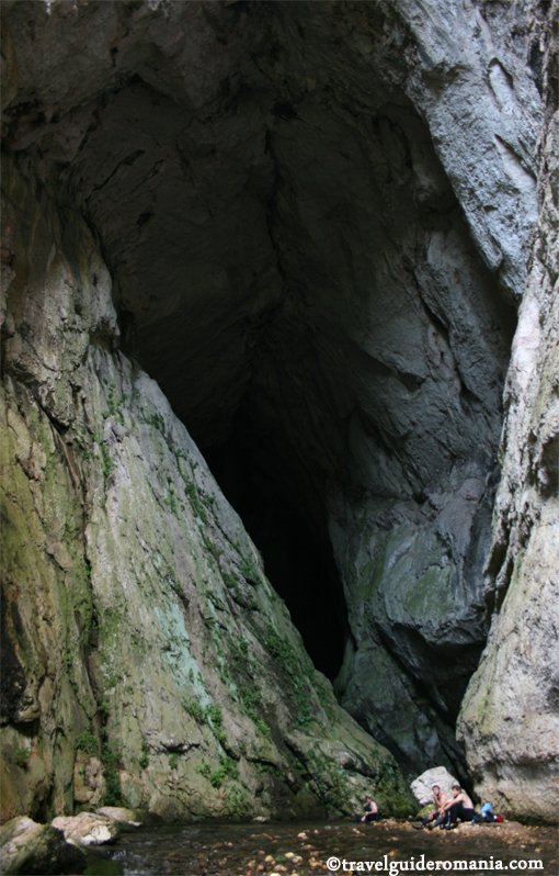 Entrance of Sura Mare cave travel guide romania- Sura Mare Cave