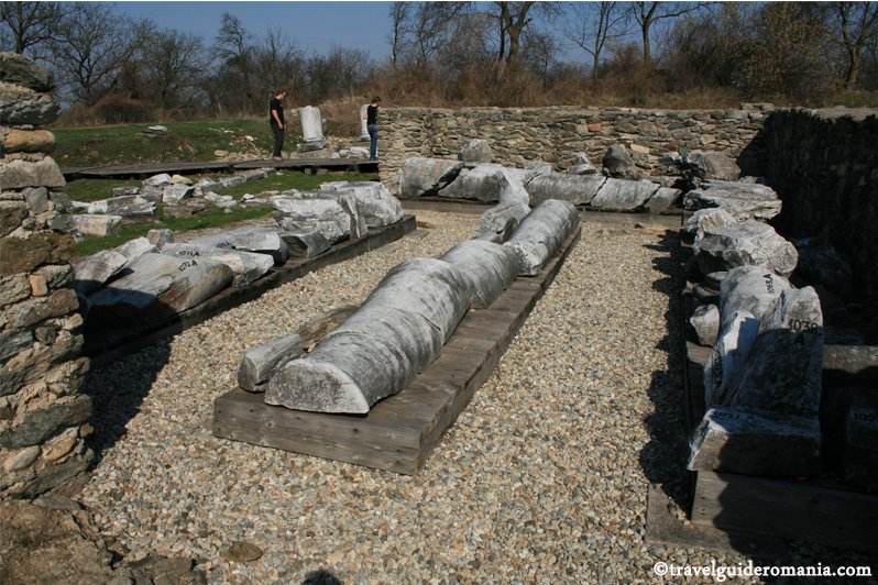 Travel guide Romania - monument