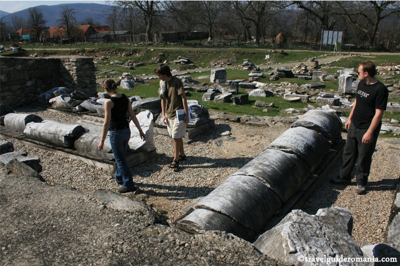 Ulpia Traiana- visitors Travel guide Romania - visitors