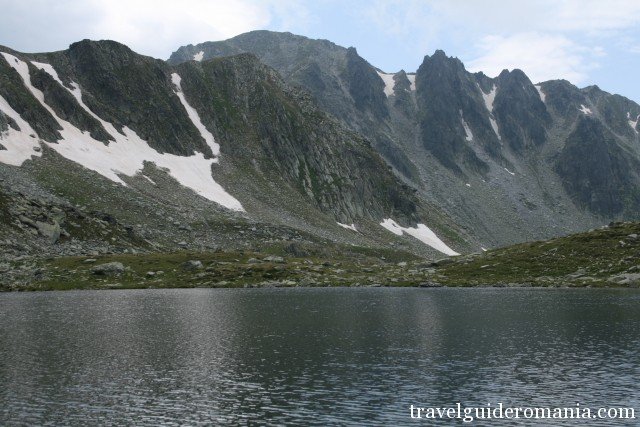 Coltii Pelegii seen from Bad valley Coltii Pelegii seen from Bad valley