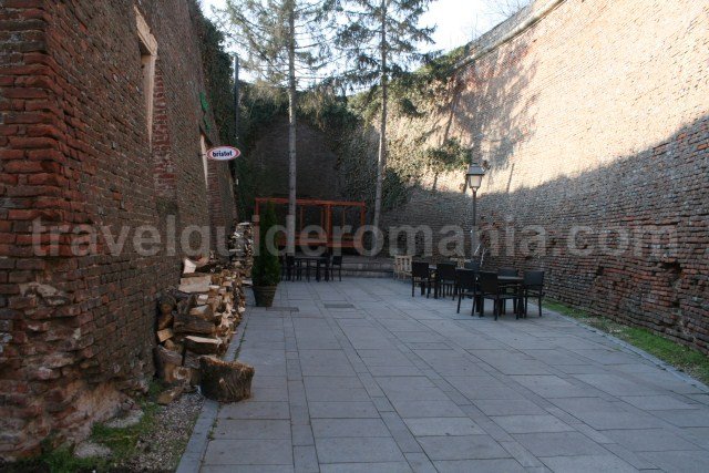 Fortress Ditch tour in Alba Iulia