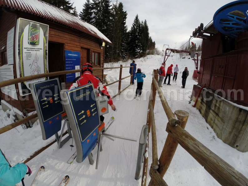 Ski instalation at Cavnic slope