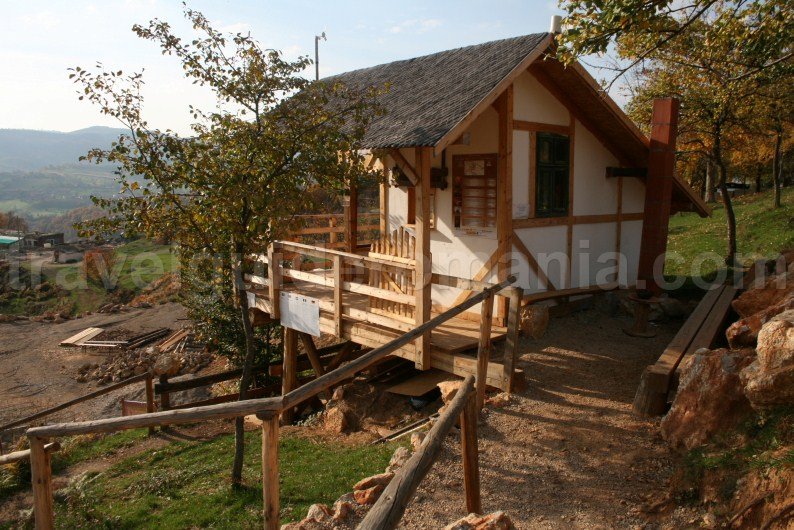 tickets house at Crystal Cave