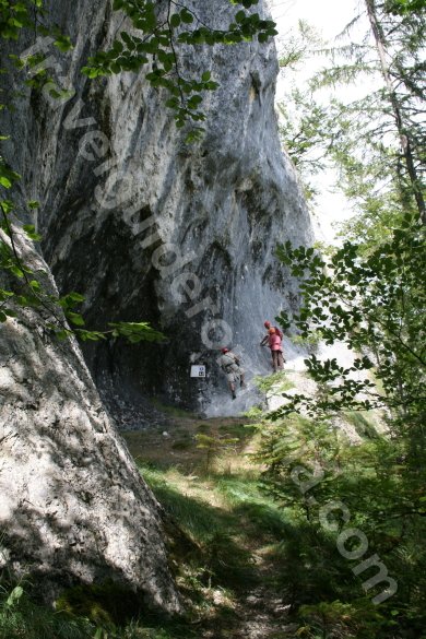 Access to via ferrata route - Vartop area
