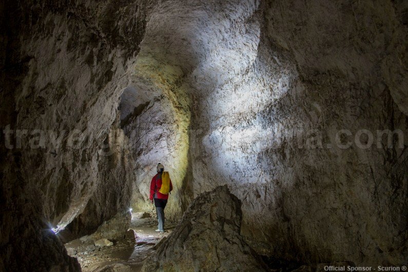 History of explorations in Meziad Cave