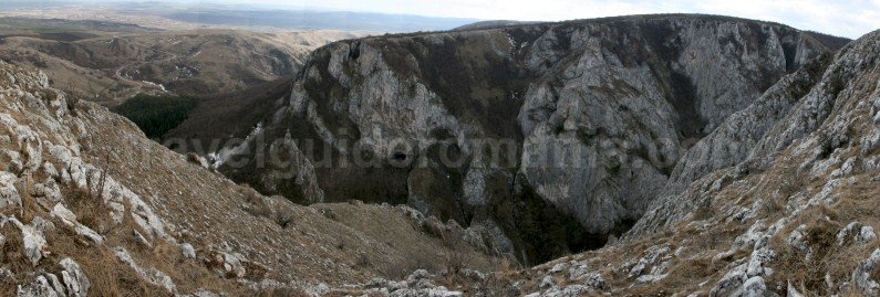 Tourist sights in romania - Turzii Gorge - Trascau Mountains