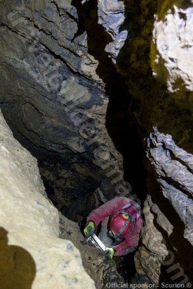 Descending into the deepest cave in Romania - V5 cave