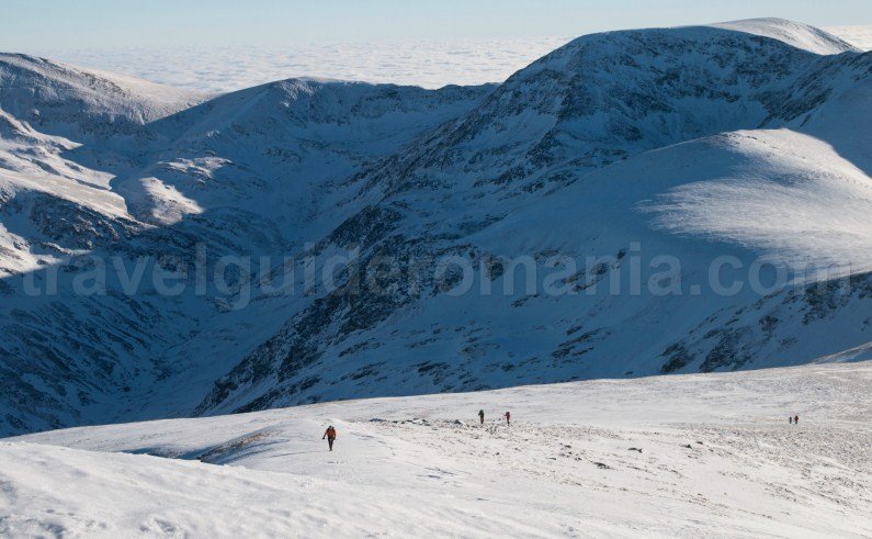 Guided mountain trips to Romania - climbing Godeanu mountains