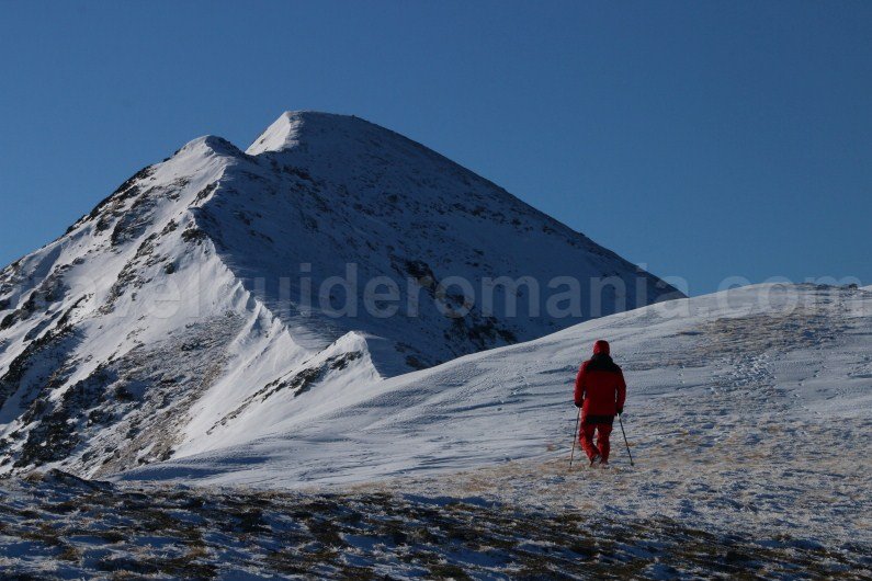 Hiking routes in Romania - Godeanu Mountains - Gugu peak