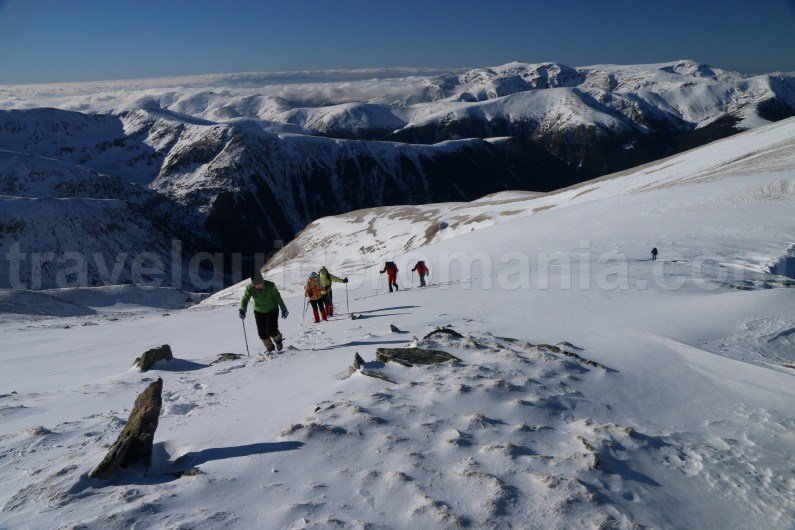 Snowshoeing in Godeanu mountains - Gugu peak - Romania
