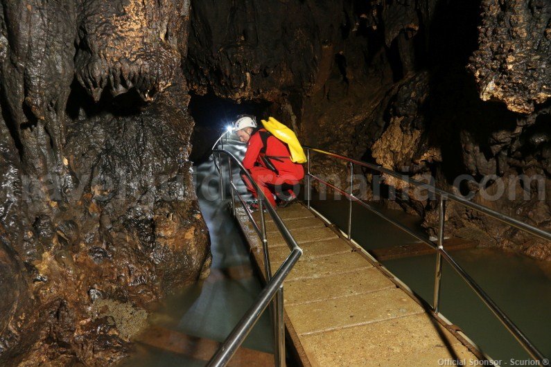 Escorted tours in Romania - Vadul Crisului show cave