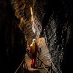 Vadu Crisului show cave – Travel Guide Romania