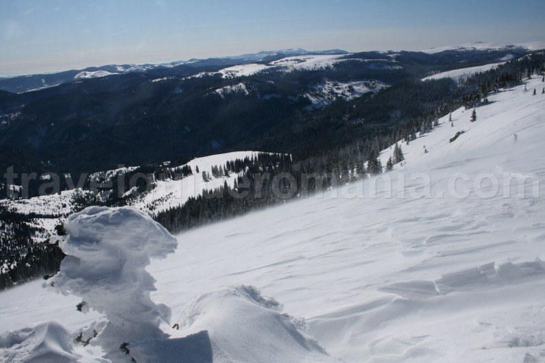 Winter trips in Apuseni Mountains - Vladeasa Peak