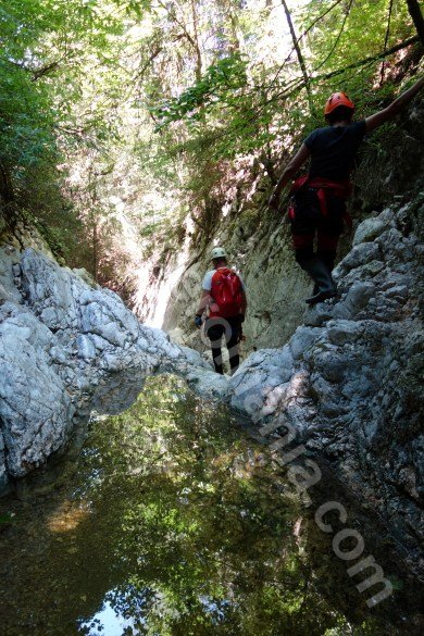 The first vertical - Oratii canyon Mountain trips in Transylvania - Romania