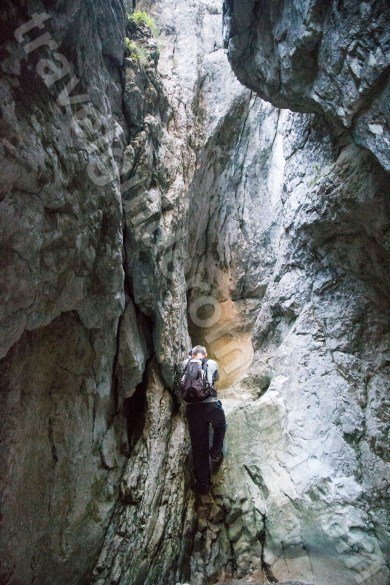 hiking-trips-in-romania-horoabei-valley