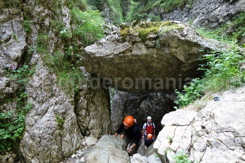 travel-in-romania-mountain-trips-in-bucegi-mountains