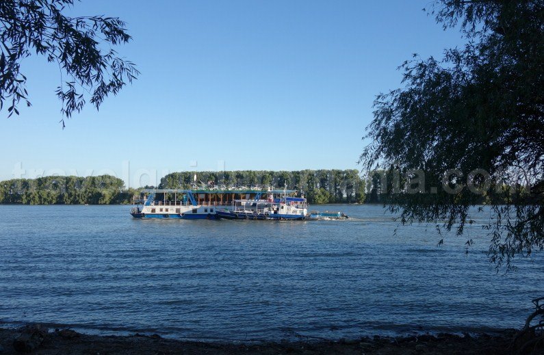 boat trips in the danube delta boat-trips-in-the-danube-delta-starting-from-tulcea-romania