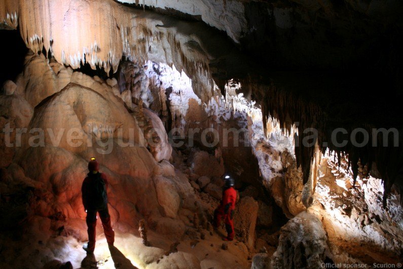 caves-in-apuseni-romania