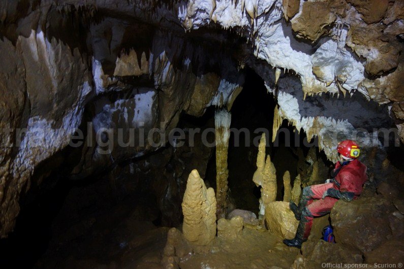 group-adventure-holiday-in-romania-caving-trips