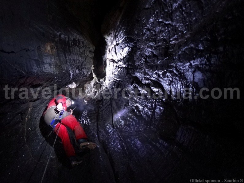 travel-destinations-in-romania-old-mans-cave