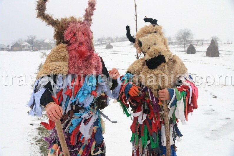Caroling tradition in Romania