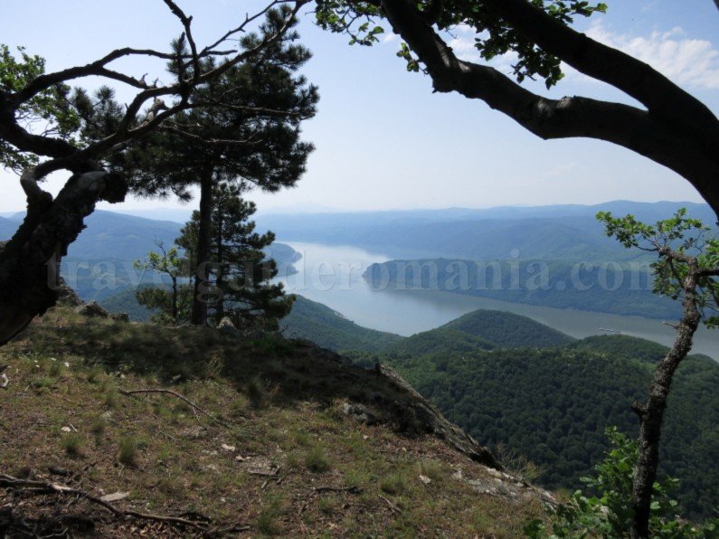 Danube Gorges The Natural Park Portile de Fier trescovat peak