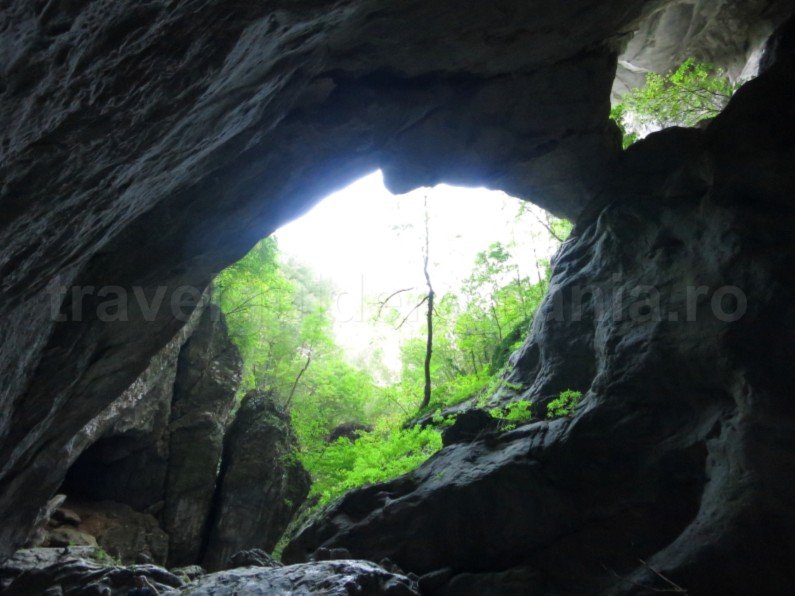 The Danube Cauldrons the iron gates ponicova cave