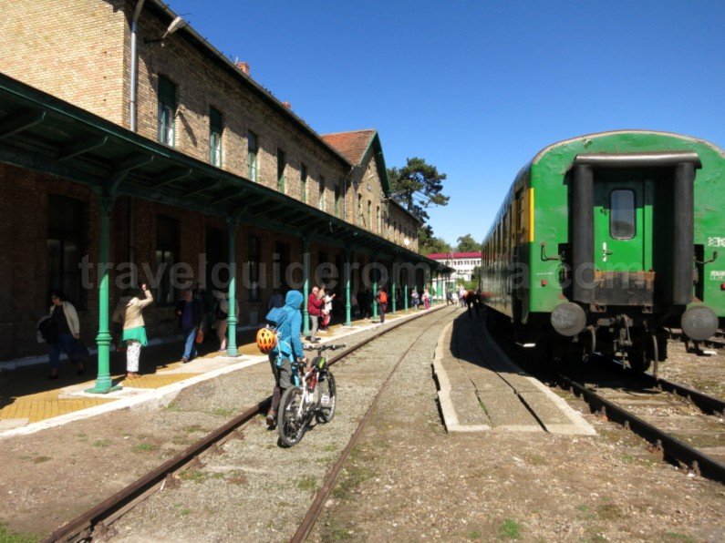 anina railway station cycling