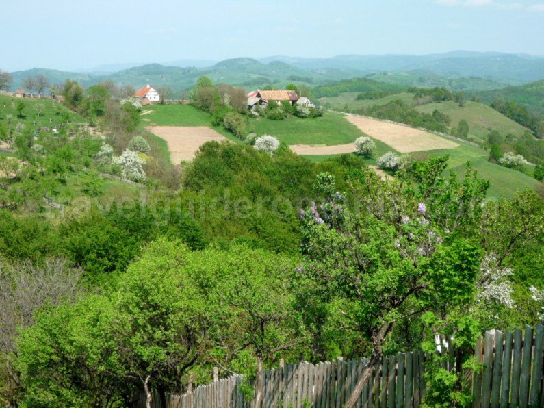 ravensca czech village Banat Mountains agriculture
