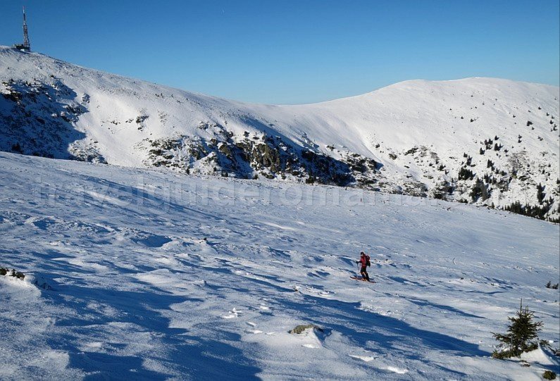 Cucurbata peak ski touring Bihor Vladeasa Mountains
