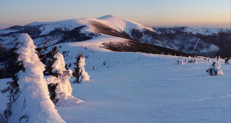 ski touring Bihor Vladeasa Mountains
