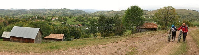 mountain biking Ponoara Padurea Craiului