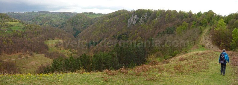 mountain biking Ponoara Boiului Valley Padurea Craiului
