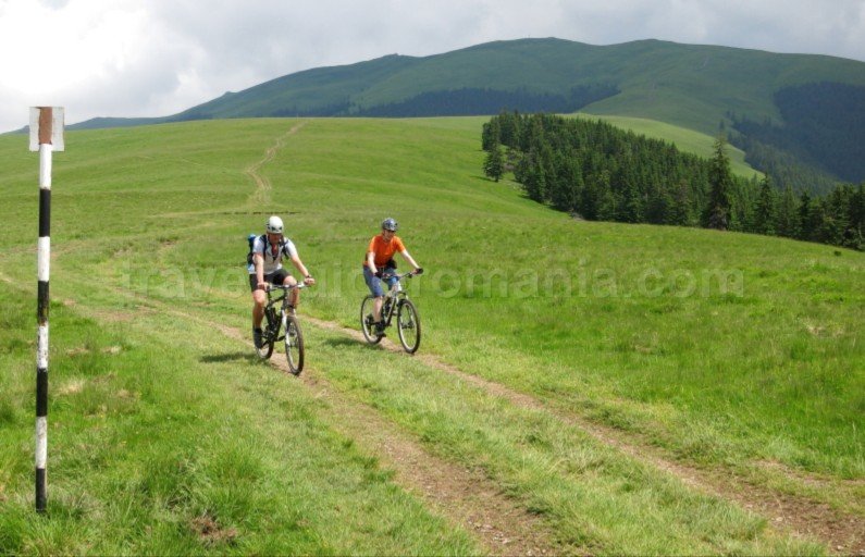 Ecoturism-Destination-Tara-Dornelor-giumalau-mtb