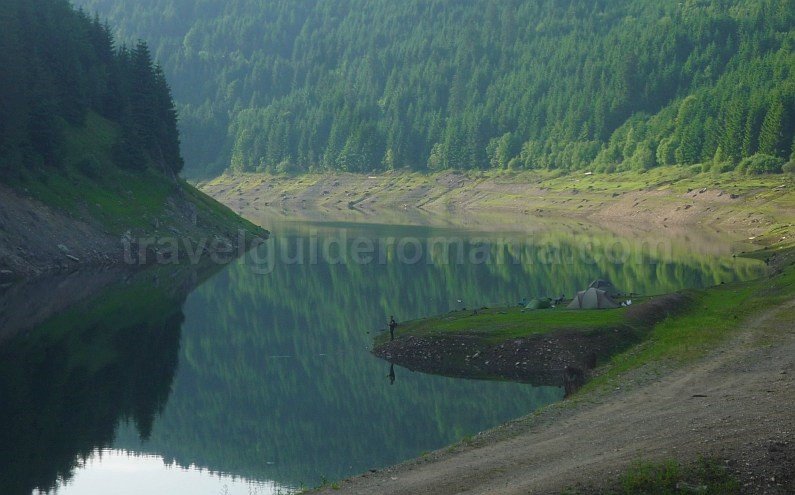 dragan lake apuseni lansare